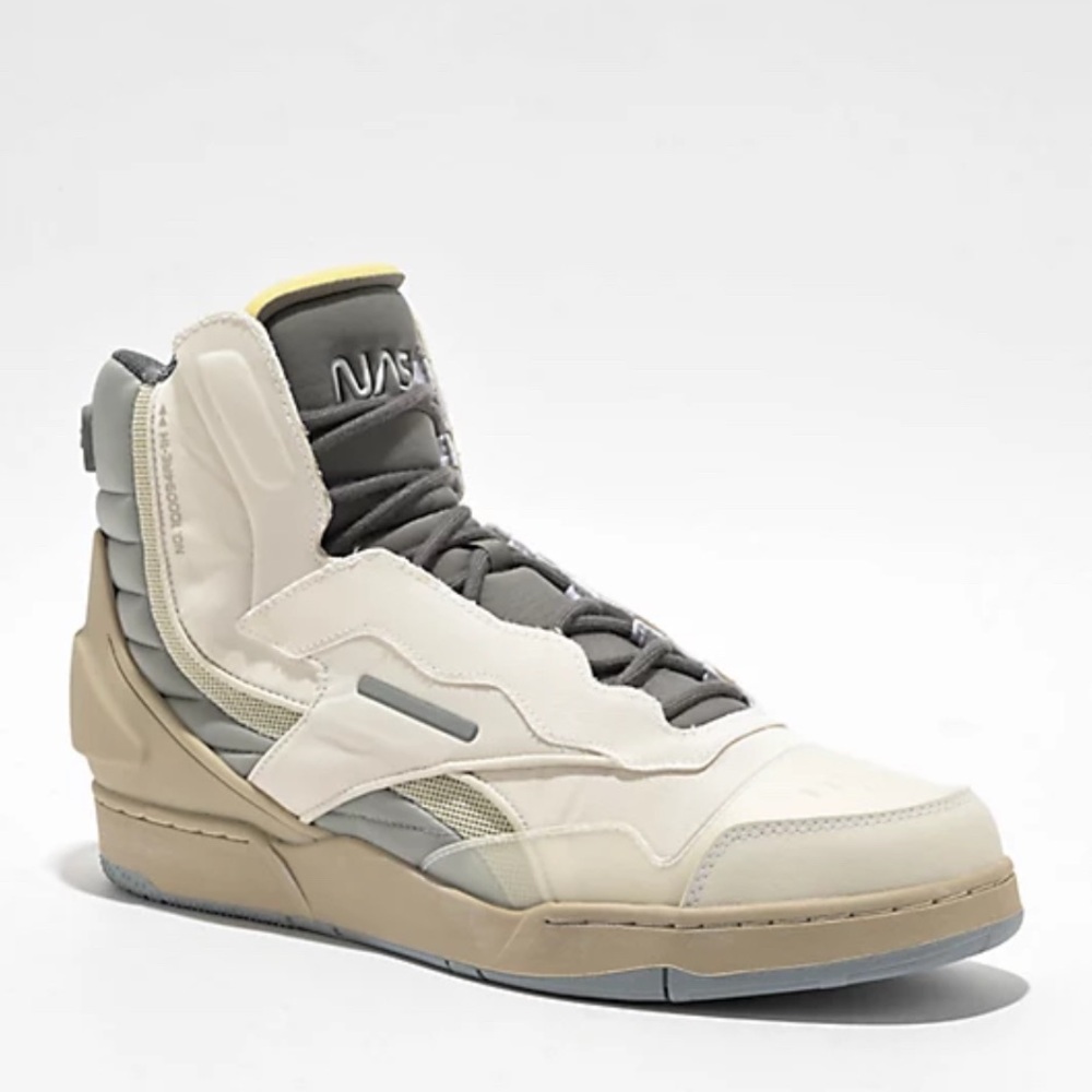 Reebok x NASA limited edition rare basketball high top sneakers Women’s 6.5